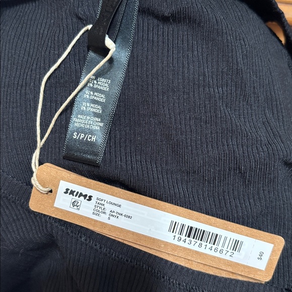 SKIMS NWT Soft Lounge Ribbed Tank - Onyx - Picture 4 of 4
